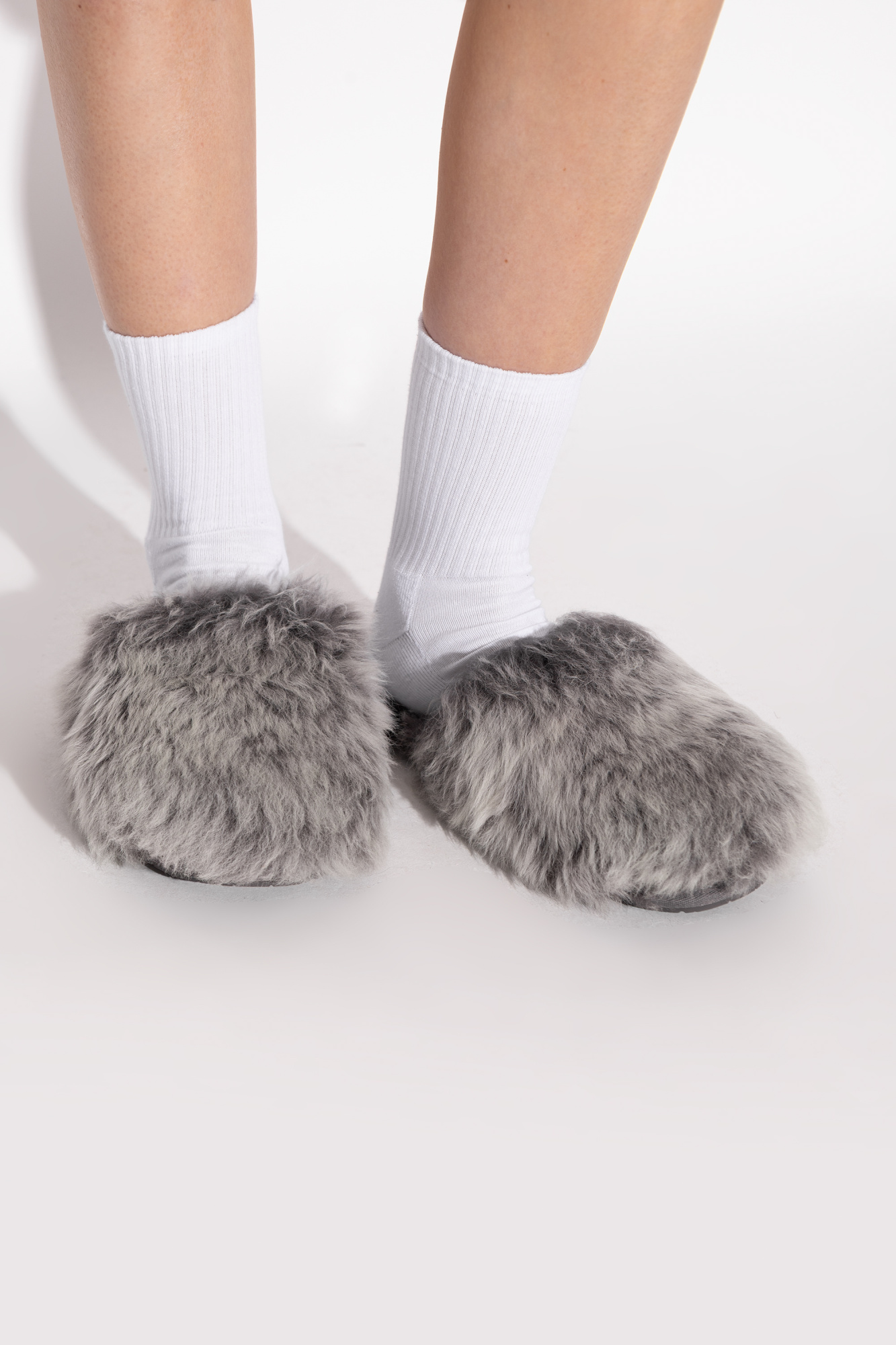 Grey Slippers `W SCUFFETTE CHALET` UGG - Vitkac Canada